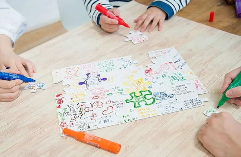 裏面の寄せ書きでより一層特別感を