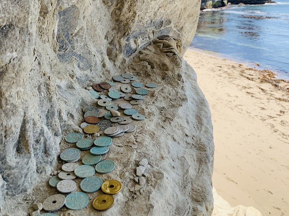 御宿町 小浦海岸 お賽銭