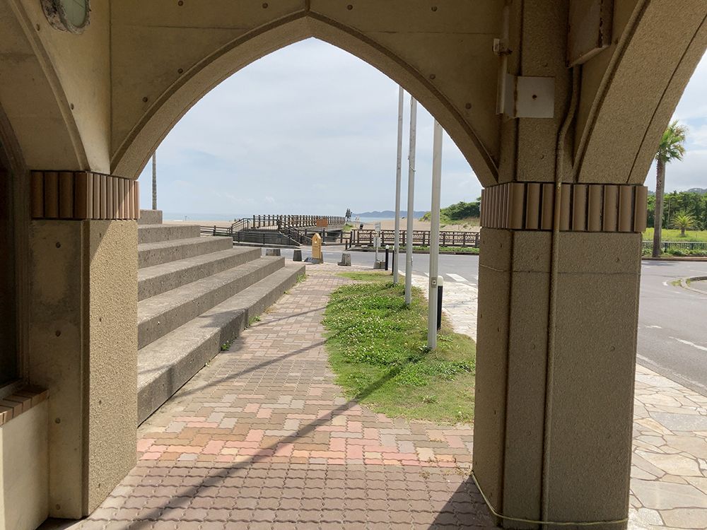 月の沙漠記念館の入り口