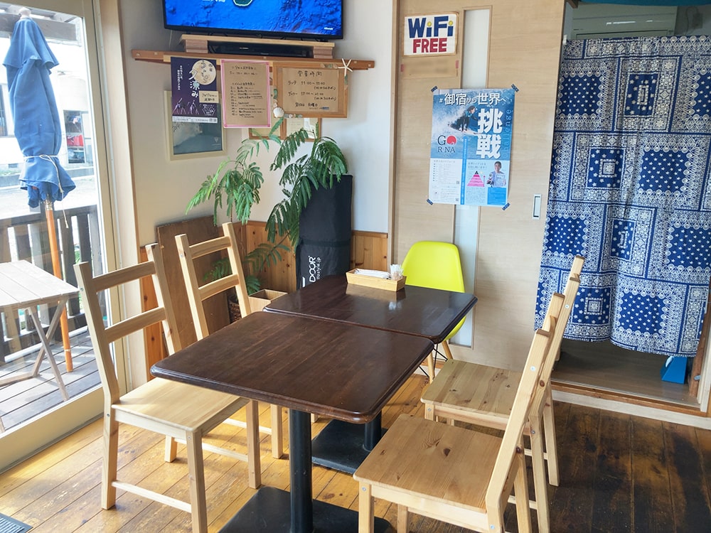 御宿町 HANDY 店内