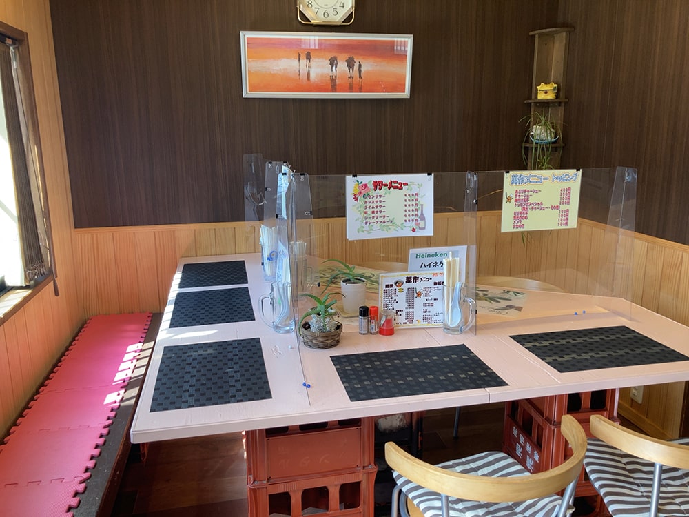 御宿町 萬作ラーメン 店内