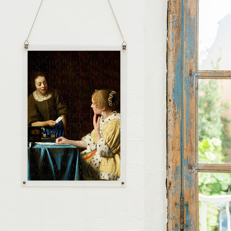 「婦人と召使（ヨハネス・フェルメール）」パズルをインテリアとして飾る