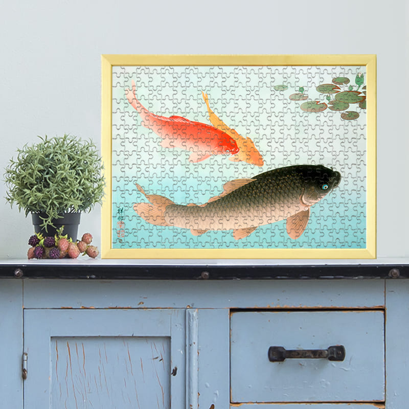 「緋鯉と鯉（小原古邨）」がジグソーパズルに