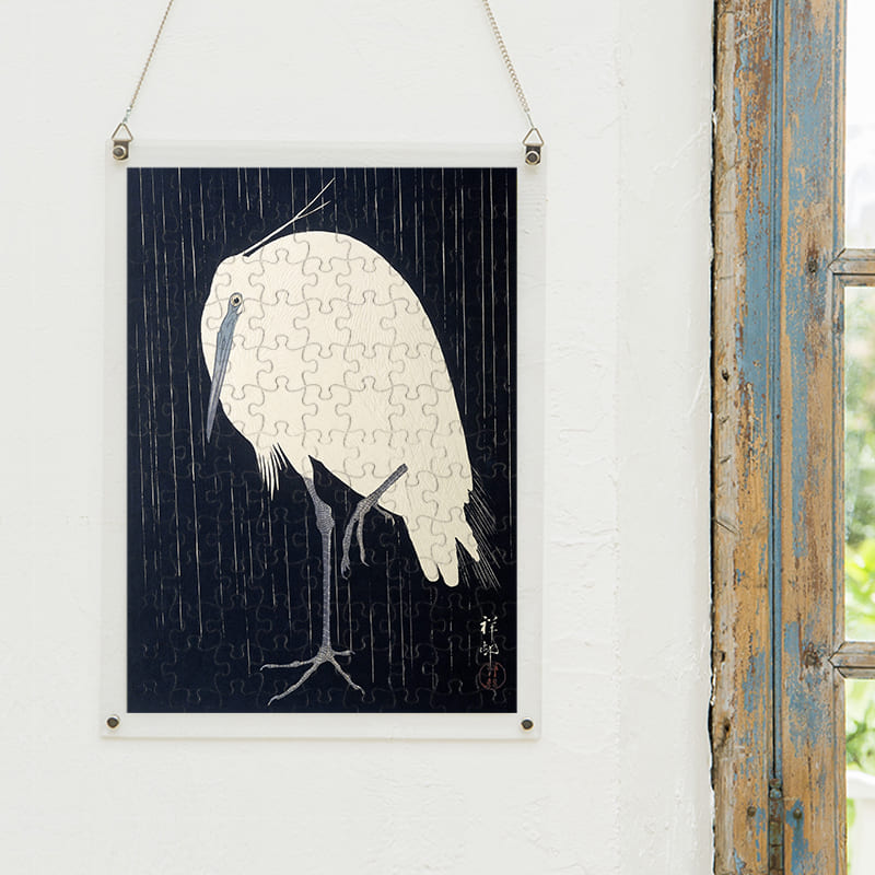 「雨の白鷺（小原古邨）」パズルをインテリアとして飾る
