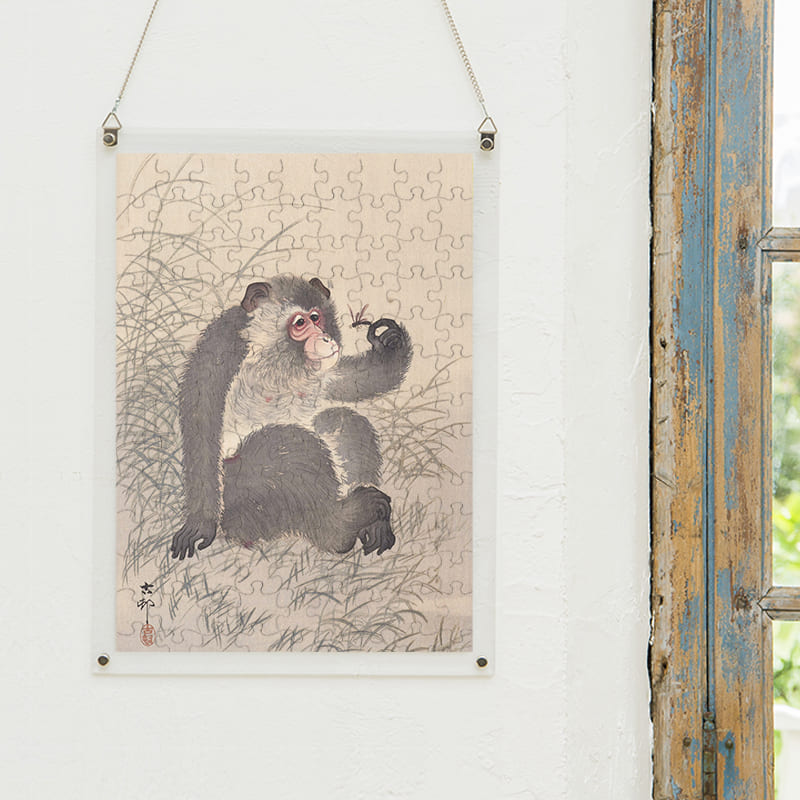 「猿と虫（小原古邨）」パズルをインテリアとして飾る