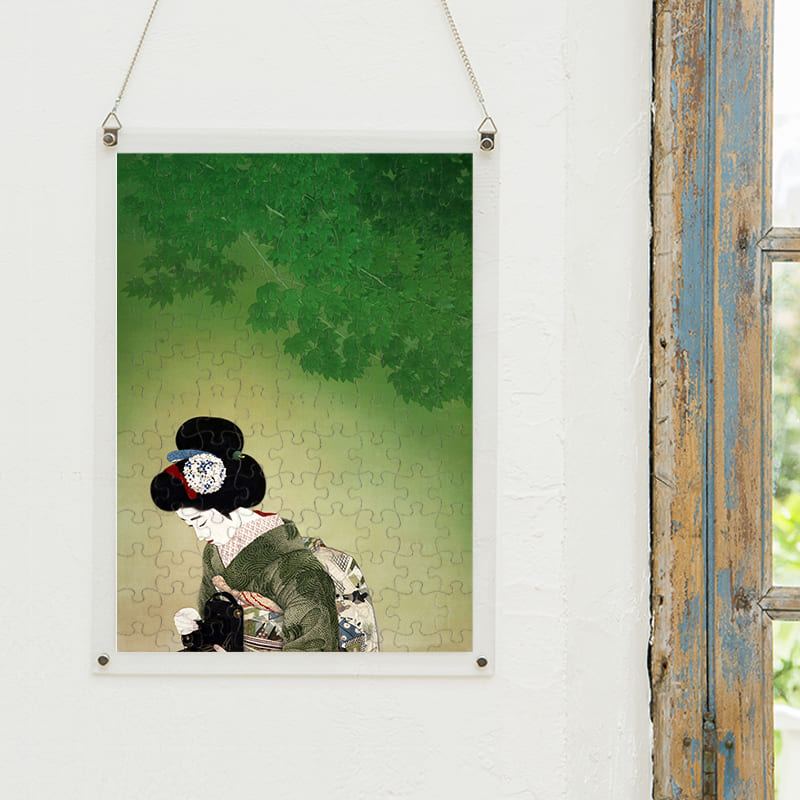 「戯れ（北野恒富）」パズルをインテリアとして飾る