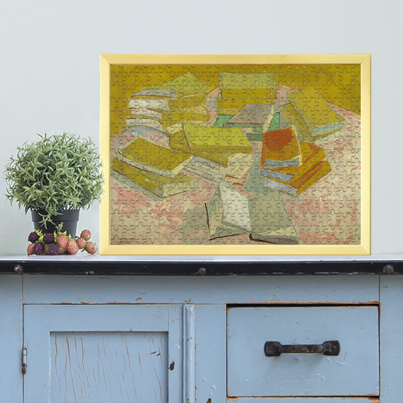 山積みのフランス小説（フィンセント・ファン・ゴッホ）