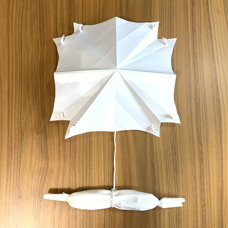 パラシュートの装備