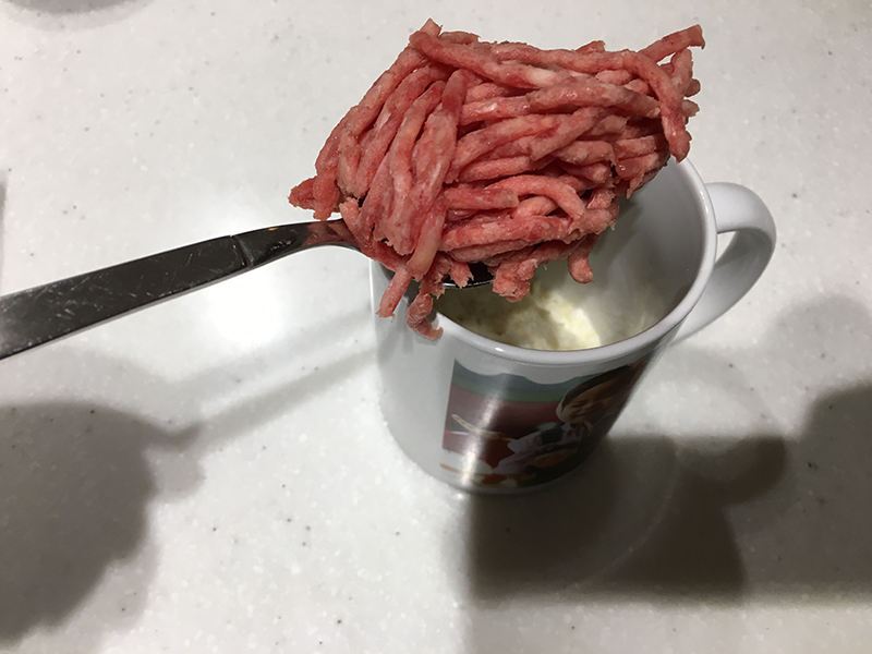 マグカップ ハンバーグの作り方